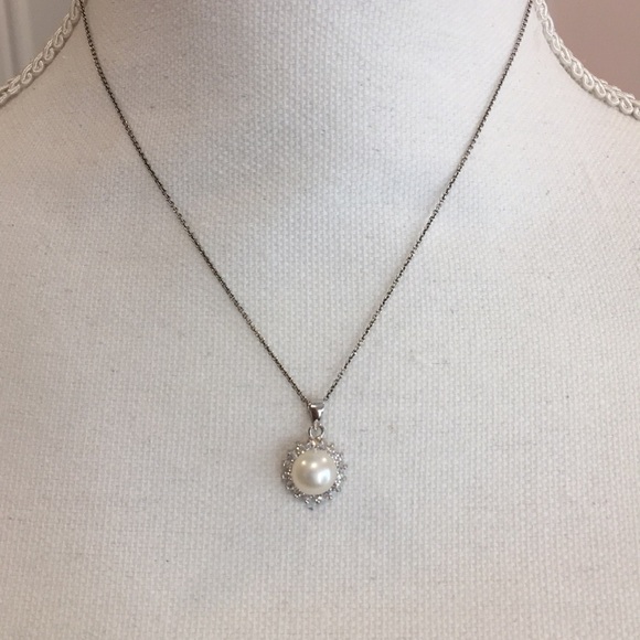 Pearl Necklace with CZ stones 16" Chain - Picture 1 of 2